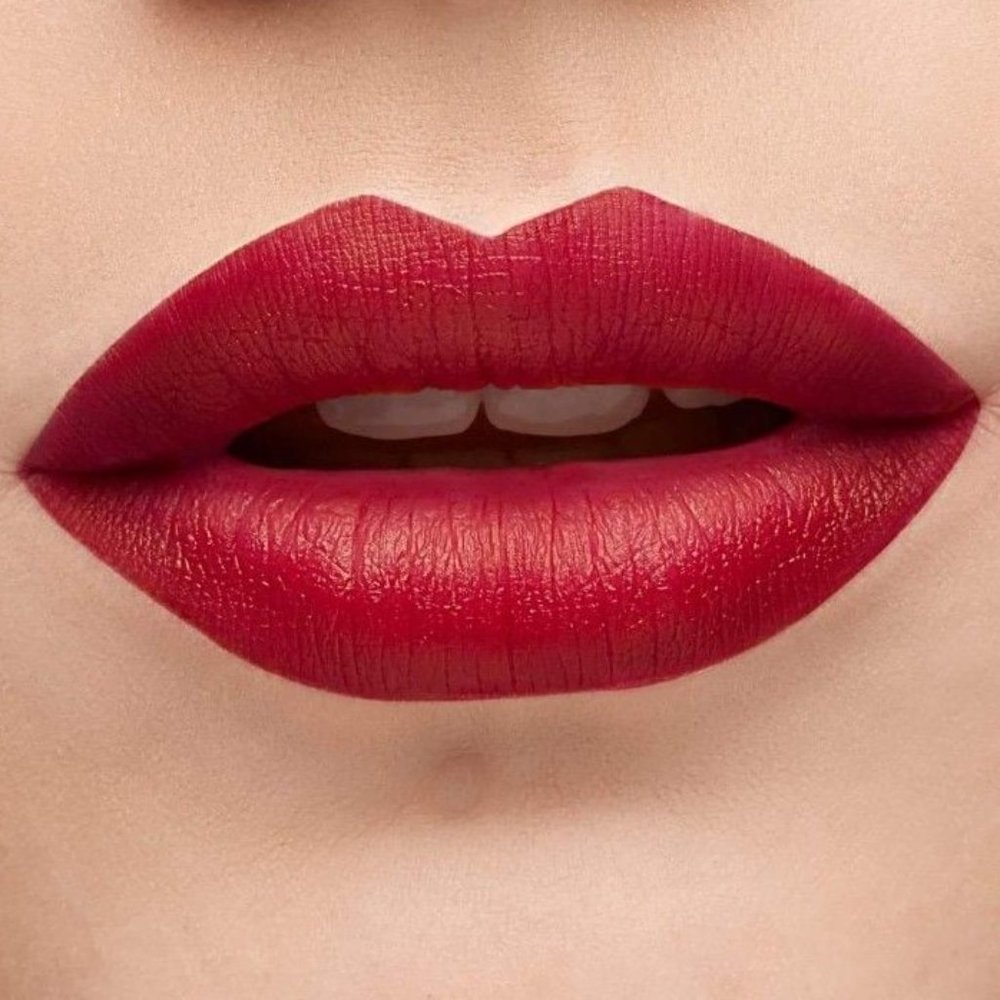 Younique Crush Lip Powder in Curvacious - Picture 3 of 4